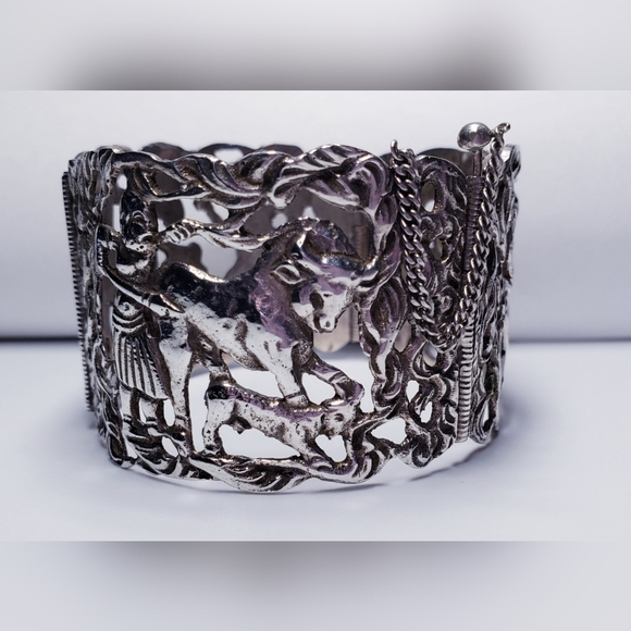 Antique Sterling Silver Ornate  Indian Storytelling Panel Bangle Bracelet 2.5" - Picture 5 of 7